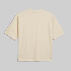 Camiseta Oversize de Corte Cuadrado, 100% Algodón Jersey, Cómoda, Ajuste Regular, Secado Rápido, Uso Casual, Fabricante OEM ODM, Venta al por Mayor - Product Image 2