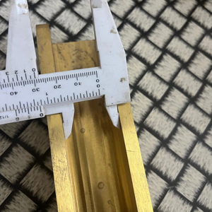 บูชไกด์สไลด์ประสิทธิภาพสูงสำหรับนักเรียนระดับประถมมอเตอร์ Liugong ส่วนประกอบสำคัญเพื่อประสิทธิภาพสูงสุด - Product Image 1