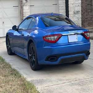 GranTurismo Sport Coupé con Volante a la Izquierda, Asientos de Cuero, Cámara Trasera, Listo para Enviar - Product Image 5