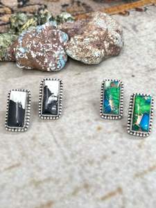 Pendientes de poste de Dalia de pavo real de Búfalo Blanco hechos a mano, joyería elegante para mujer, estilo de diseñador Floral único - Product Image 2