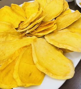 El bocadillo de mango suave y seco mejora la dieta diaria con fibra y energía de larga duración, lo que lo hace adecuado para todas las rutinas ocupadas - Product Image 6