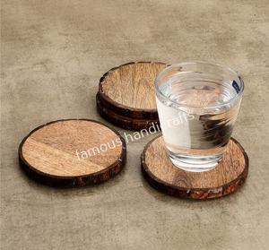 ที่รองแก้วทำจากไม้มะม่วงรูปทรงสี่เหลี่ยมสำหรับใช้ในบ้านโรงแรมร้านอาหาร - Product Image 5