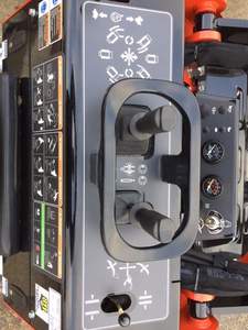 2025 meilleur haute Performance Kubota moteur Skid Steer Loader Boxer 700HDX roue rétrocaveuse noyau moteur roulement pompe boîte de vitesses - Product Image 5