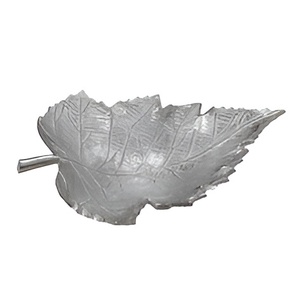 Nouveau plateau décoratif en aluminium avec poignée de forme ovale pour décoration de table industrielle de mariage ou de fête - Product Image 5