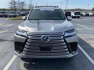 Lexus LX 600 2024 en Excelentes Condiciones, SUV Diésel Turbo de Lujo, Asientos de Cuero, Neumáticos R18, Interior Oscuro, en Venta - Product Image 1