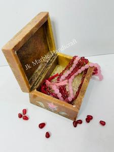 Vente en gros belle conception florale incrustation de marbre naturel boîtes à bijoux faites à la main avec une bonne qualité meilleur prix disponible - Product Image 3