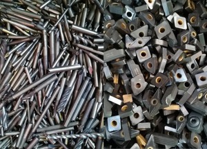 Déchets de carbure recyclé de haute qualité HMS en forme de flocons, origine BE, pour la fabrication d'outils, les accessoires de moteur et l'usage industriel - Product Image 5