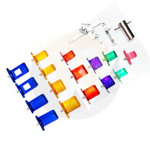 Nouveau rétracteur CT ULTRAVISION mini-invasif avec 16 lames - Product Image 1