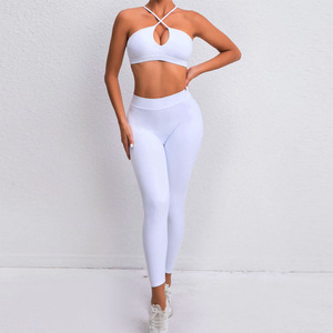 Offre Spéciale Ensemble de yoga grande taille de haute qualité pour femmes Design unique Motif solide Position du logo avant Séchage rapide Écologique - Product Image 1