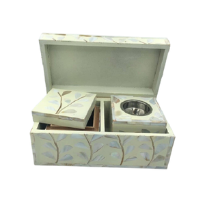 Brûleur Dukhoon de la plus haute qualité en bois et nacre, Mubkhar avec boîte à oud et plateau à prix abordables - Product Image 6