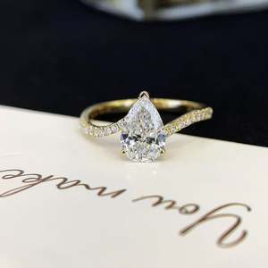 Bague en diamant de laboratoire certifié IGI 1,60 carats, taille poire, sertissage panier, bande ondulée, couleur D-E-F, clarté VVSVS - Product Image 3