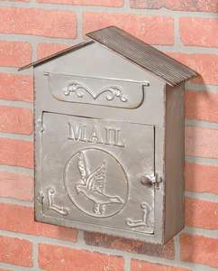 Boîte aux lettres en métal indien avec un design antirouille et durable pour l'entrée des lettres postales, montage mural extérieur, protection saisonnière - Product Image 6