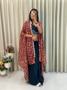 Blouse KOTI imprimée de style occidental fantaisie avec bas occidental pour soirée - Réversible et respirant - Product Image 5