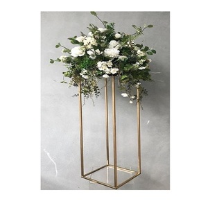 Centros de Mesa de Hierro de Diseño Admirable, Centro de Mesa de Boda de Forma Personalizada de Alta Calidad del Mejor Exportador de la India - Product Image 4