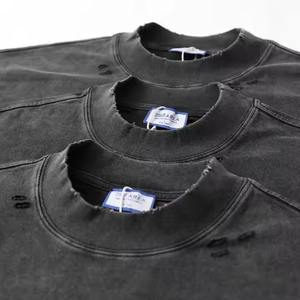 เสื้อยืดผู้ชายผ้าฝ้าย 100% หนัก 420 กรัม แบบมีรอยขาดบริเวณคอเล็ก ไซส์เล็ก - Product Image 2