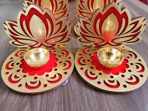 จานดอกบัว roli chawal แบบดั้งเดิมของอินเดีย, roli thali, ของขวัญตอบแทน, ของขวัญสำหรับพิธีขึ้นบ้านใหม่, คืนความโปรดปราน, ของขวัญ haldi mehendi - Product Image 4