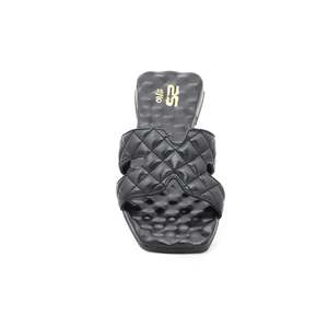 Zapatilla de hotel formal negra cómoda y elegante - Product Image 1
