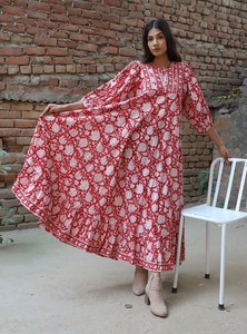 Robe longue d'été 2024 rouge 100 % coton à manches longues col rond vintage coupe trapèze ajustée respirante - Product Image 2
