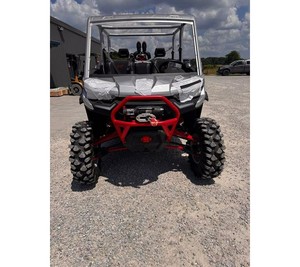 Nuevo y Genial Can-Am Defender MAX X Mr 2026 con Medias Puertas HD10 Hyper Silver y <span class=keywords><strong>Legion</strong></span> Red UTV - Product Image 1
