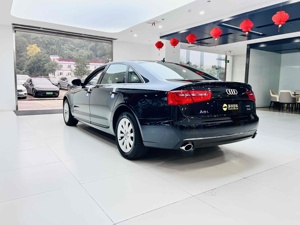 Audi A6L 2014 TFSI Essence Standard Cinq Places Très Propre Prête à l'Expédition Mondiale - Product Image 4