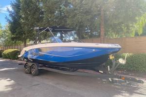 Ventes authentiques de bateaux Scara 255 ID de 25 pieds pour 2025, disponibles à la vente et prêts à l'emploi - Product Image 5