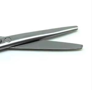 Tijeras de Vendaje Médicas de Acero Inoxidable de Primera Calidad, Tijeras Quirúrgicas Universales para Apósitos, Rectas, con Punta Roma - Product Image 4