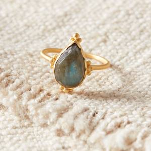 Nouvelle conception pour les femmes, bague en labradorite, anneaux en argent sterling 925, anneaux de luxe à la vente chaude, pierre précieuse grise irisée à bas prix - Product Image 2