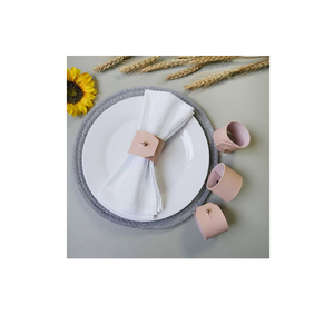 Servilleteros de cuero Decoración de mesa moderna Ajuste de comedor Anillo de rayón PARA CENA Artículos decorativos Fiesta de boda - Product Image 6