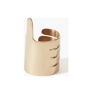 Anillo para Servilletas de Latón de Corte Moderno, Diseño Metálico Contemporáneo para una Presentación Elegante y con Estilo en la Mesa de Comedor - Product Image 1