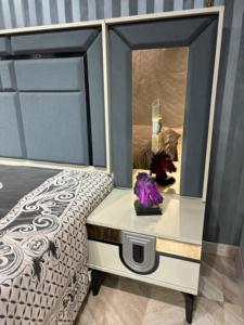 Conjuntos de dormitorio de lujo modernos - Product Image 2