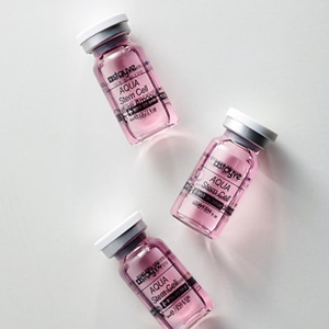 Stayve Aqua Stem Cell Culture Booster Kit d'ampoules pour hydrater et hydrater la peau - Product Image 1