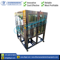 Machine de remplissage automatique d'eau minérale haute efficacité, capacité 30 BPM, technologie avancée, télécommande, pour boissons et aliments