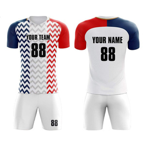 Ensembles d'uniformes de football sublimés personnalisés de haute qualité Offre Spéciale kits de maillot de football de service OEM - Product Image 5