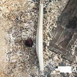 ไม้คริกเก็ตไม้แข็งแบบแข็งคุณภาพสูงไม้แบด - Product Image 1