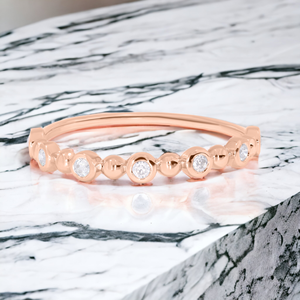 Elegante 0,10 Quilates Lab Grown Moissanite Bubbles Wedding Band Oro sólido Plata esterlina Alta calidad Anillos de moissanita al por mayor - Product Image 1