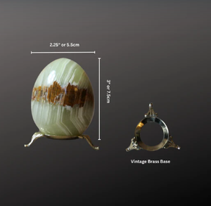 Œuf en marbre onyx 3 avec support en laiton vintage, pièce décorative en pierre naturelle faite à la main pour la maison, le bureau, cadeau - Product Image 2