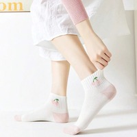 Paires Femmes Rayé Cheville Chaussettes À La Mode Polyvalent Rose Fruit Motif Dessin Animé Chaussettes Courtes Confortable Respirant Casual Chaussettes