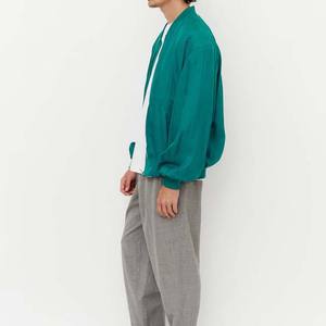 แจ็คเก็ตบอมเบอร์ผ้าแคนวาสสไตล์สปอร์ตสำหรับผู้ชาย ผลิตในปากีสถาน ออกแบบเองได้ กันน้ำ กันลม ระบายอากาศดี เหมาะสำหรับฤดูหนาว ลายเรียบ ซิป - Product Image 4