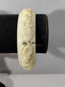 Elegante brazalete de resina para oficina, accesorio diario hecho a mano con estilo de Tradebyd - Product Image 5