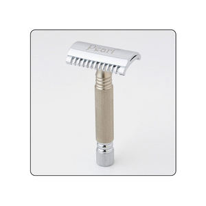 Maquinilla de afeitar de seguridad de acero inoxidable clásica de gran calidad disponible al precio más bajo de la India - Product Image 1