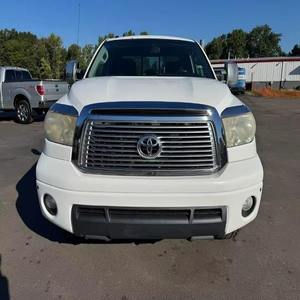 FAST DELIVERY 2022 for 4WD Truck DBL 4.6L V8 6-SPD at Left Steering Leather Seats Rear <b>Camera</b> - Product Image 3