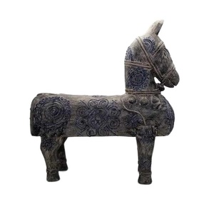 Precio barato MOQ bajo Pedidos personalizados Caballo de madera con brocado Paño de cera dibujado a mano al por mayor de la marca vietnamita - Product Image 1
