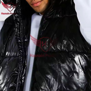 Chaleco acolchado sin mangas negro ligero para hombre 2023, ropa de abrigo informal suave para clima frío, chaqueta de invierno de tela de punto cálida - Product Image 3