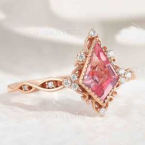 Conjunto de anillo de compromiso de zafiro Rosa vintage único, corte de cometa, chapado en oro rosa, 10K/14K/18K, acentos de moissanita de oro, anillo de moda - Product Image 2