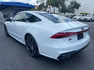 Audi S7 2022 en perfecto estado - Product Image 3