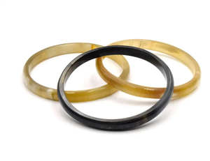 Bracelet en corne de buffle fait main pour femme avec nouveau design romantique avec perle et diamant comme pierres principales pour les cadeaux de mariage - Product Image 3