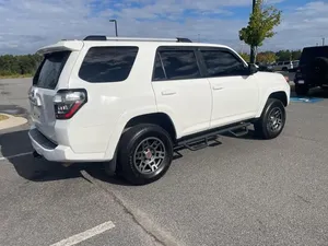2019 Toyota 4 <b>Runner</b> SR5 - Product Image 6