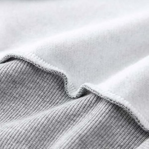 เสื้อสเวตเตอร์มีฮู้ดแขนยาวผ้าฝ้ายระบายอากาศได้ดีปักโลโก้3D ทันสมัยดีไซน์เสื้อครอป - Product Image 5