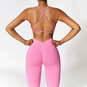 Ensemble de yoga pour femmes, vêtements de fitness et de yoga sans couture de haute qualité, ensemble de yoga pour femmes de qualité supérieure à prix abordable, meilleurs services OEM. - Product Image 4
