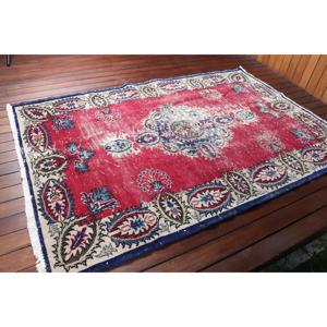 Vintage Turkish Rug 4.5x6.9 ft (138x210 cm), <b>Red</b> Ombr <b>Wool</b> Rug - Product Image 2